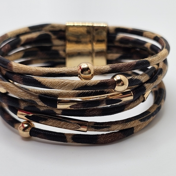 Bracelet - Picture 3 of 6